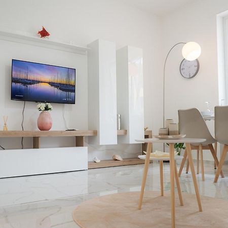 Como Lake Turati Residence ภายนอก รูปภาพ
